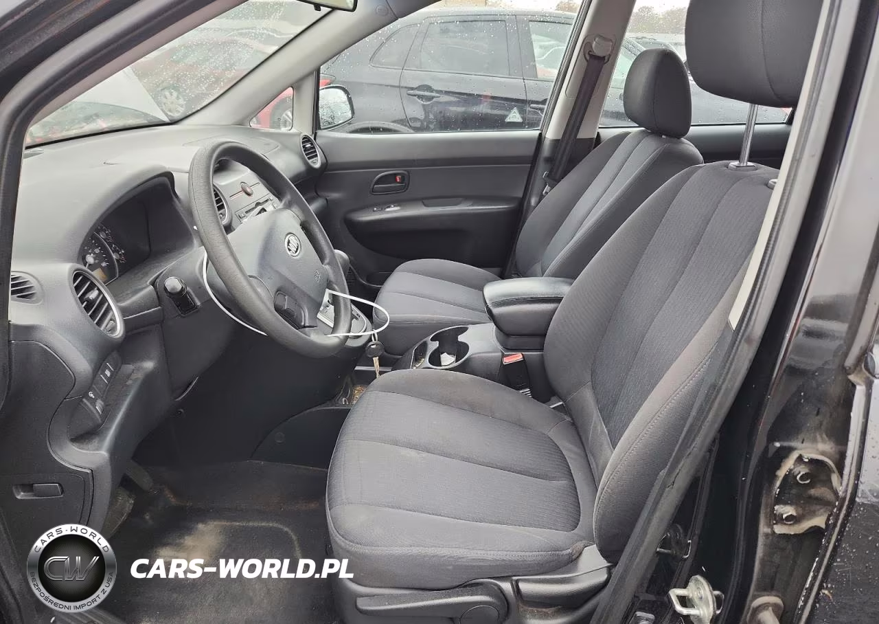 2008 Kia Rondo Base VIN:KNAFG525687171475 - 7