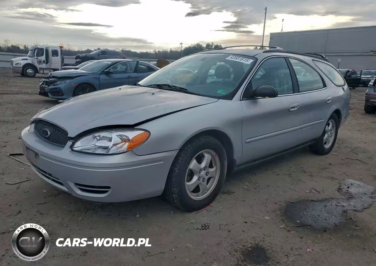2004 Ford Taurus Se