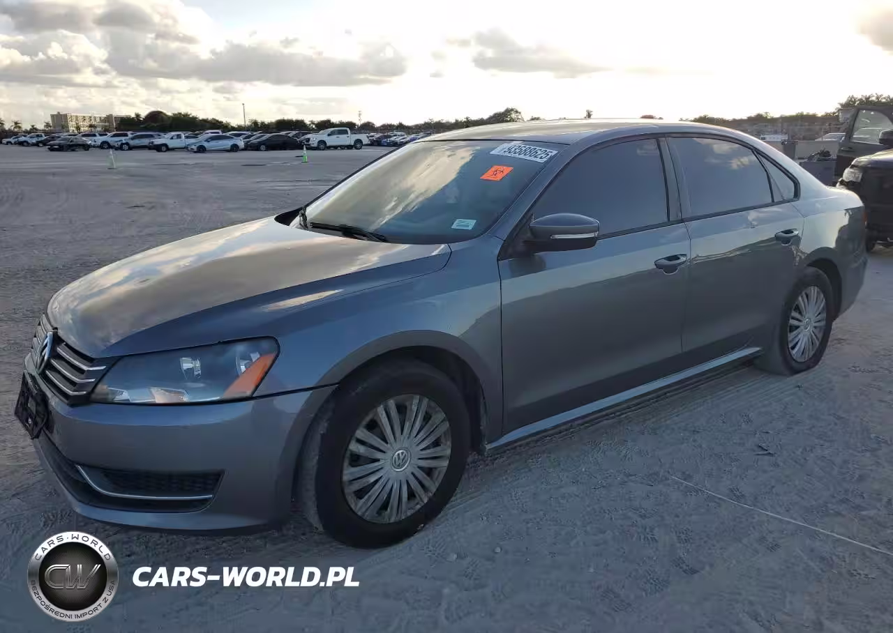 2015 Volkswagen Passat S