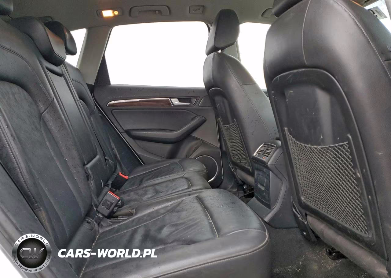 2016 Audi Q5 Premium Plus VIN:WA1L2AFP3GA075582 - 11
