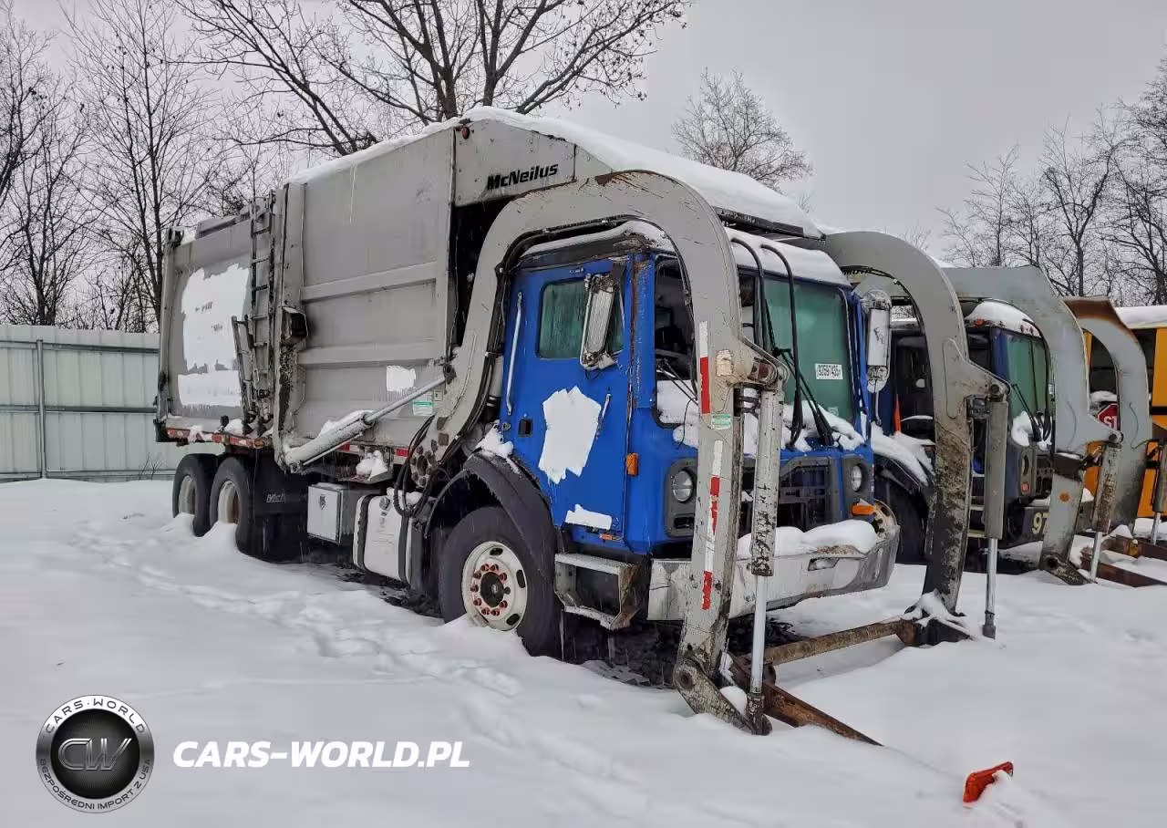 2017 Mack 600 Mru600