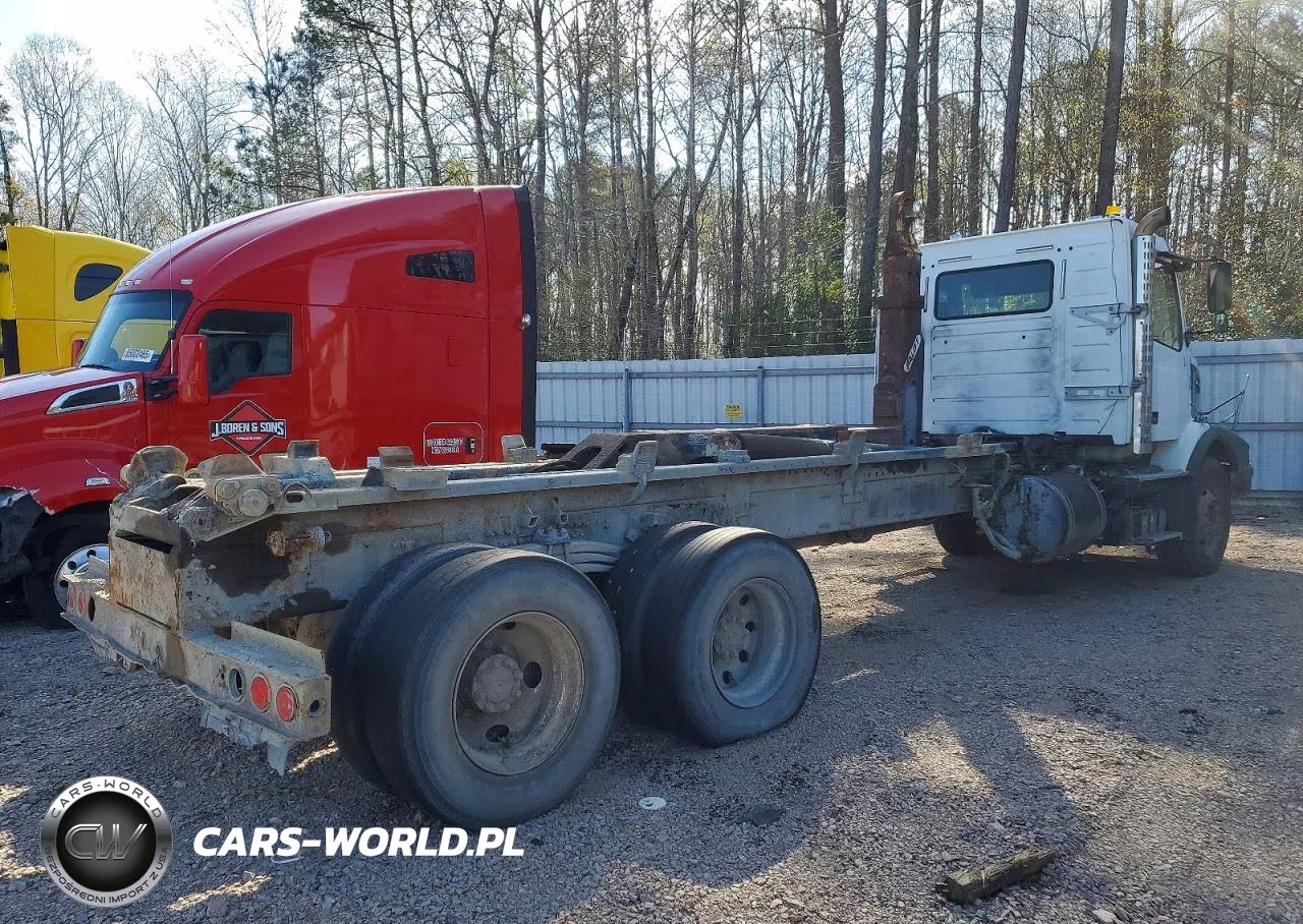 2008 Volvo Vhd VIN:4V5KC9GF88N490670 - 4