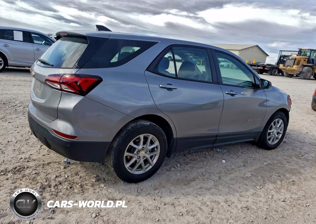 2024 Chevrolet Equinox Ls VIN:3GNAXHEG2RL329567 - 3