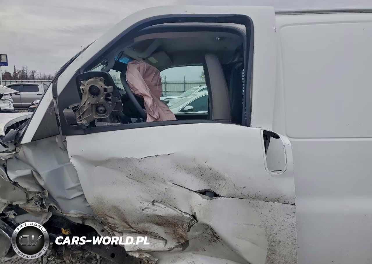 2020 GMC Savana G2500 VIN:1GTW7AFG3L1263761 - 7