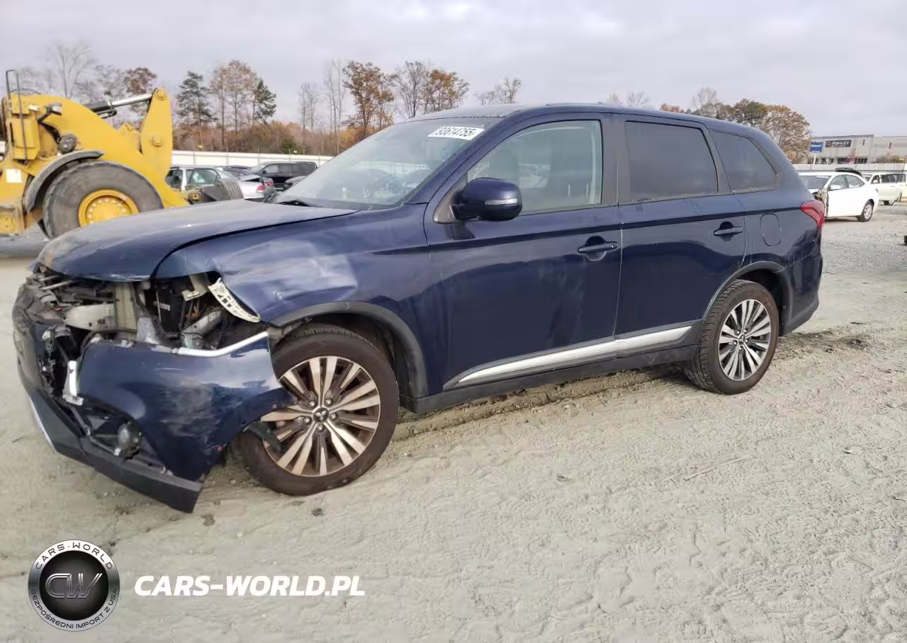 2020 Mitsubishi Outlander Se