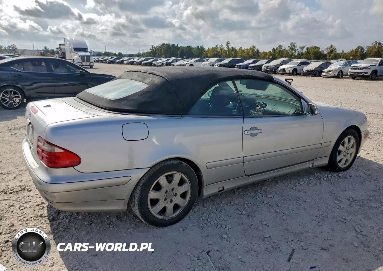 2002 Mercedes-Benz Clk 320 VIN:WDBLK65G32T118060 - 3