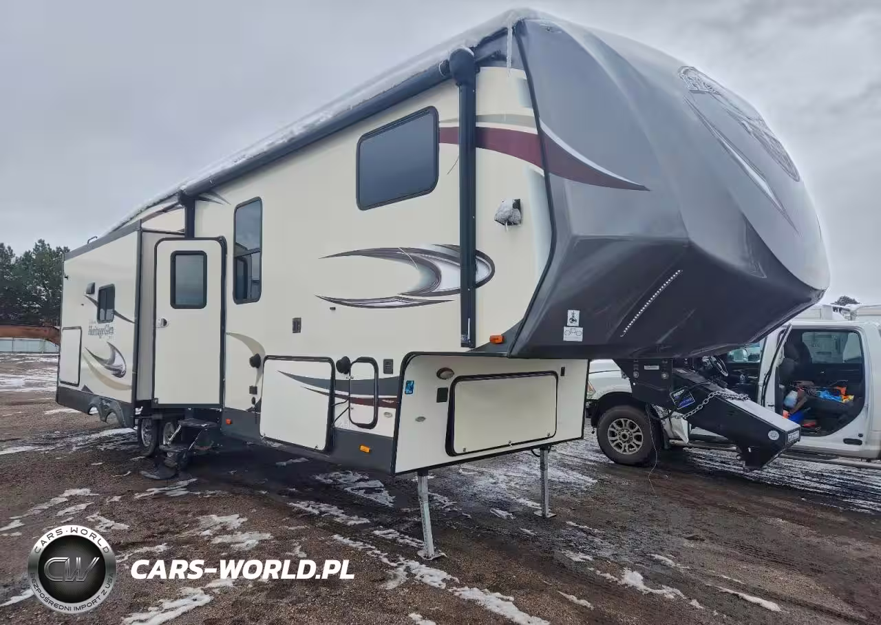 2017 Wildcat Trvel Trlr