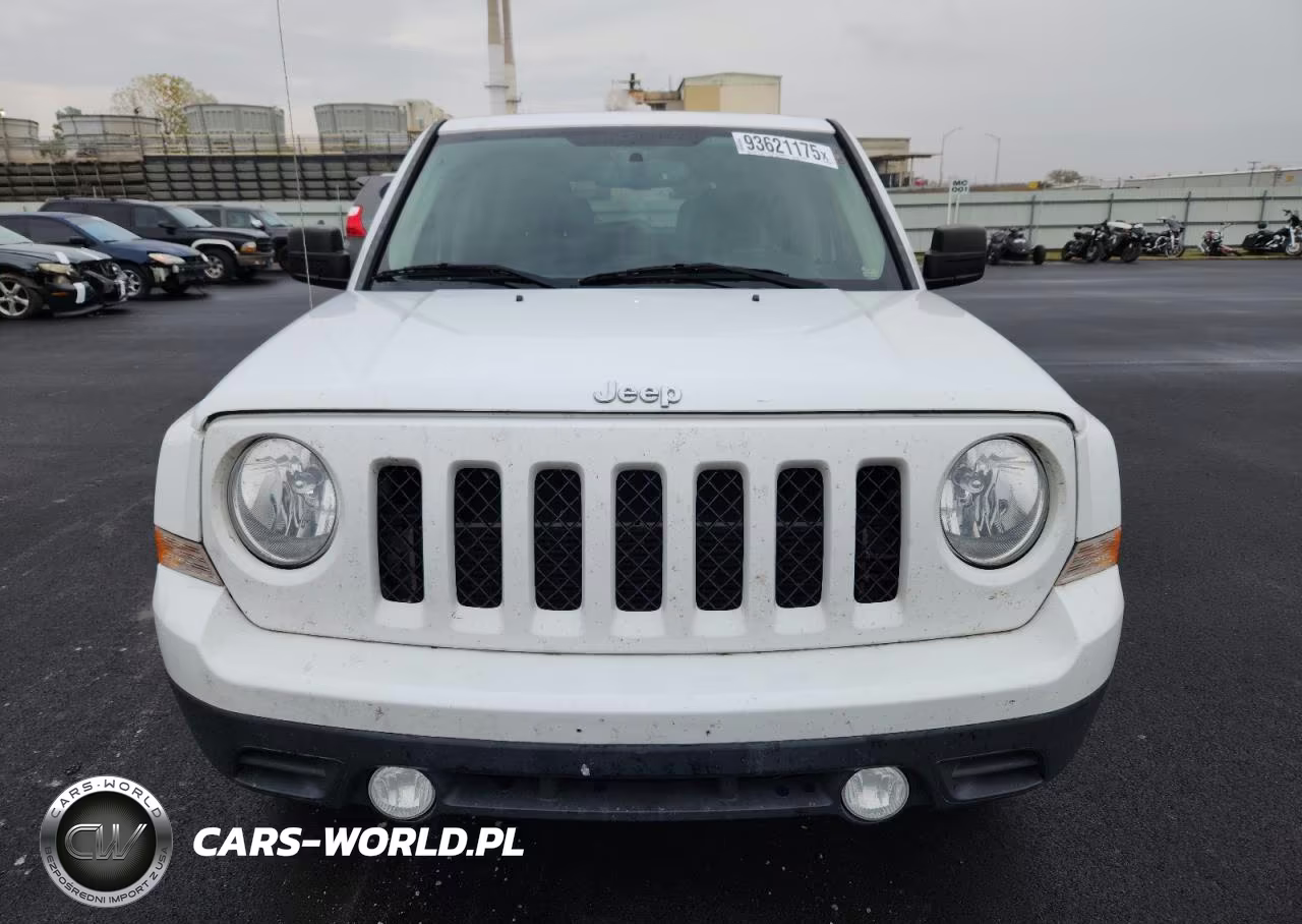2015 Jeep Patriot Latitude VIN:1C4NJPFB9FD349745 - 5