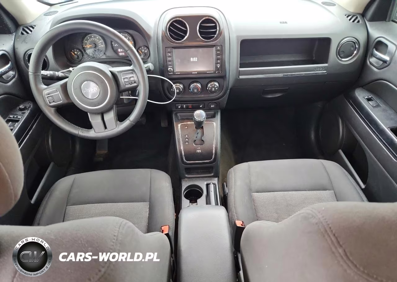 2015 Jeep Patriot Latitude VIN:1C4NJPFB9FD349745 - 8