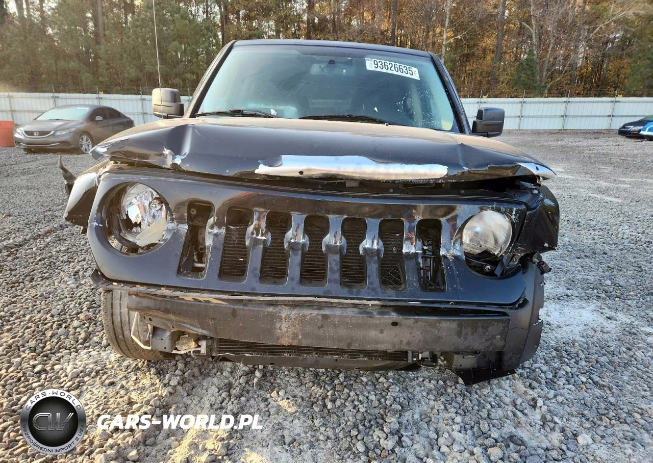 2014 Jeep Patriot Latitude VIN:1C4NJPFAXED625906 - 5