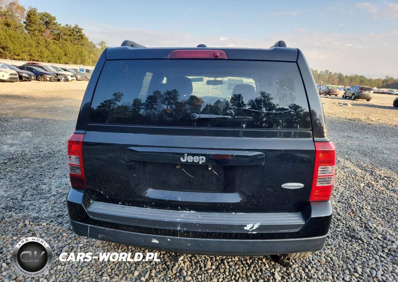 2014 Jeep Patriot Latitude VIN:1C4NJPFAXED625906 - 6