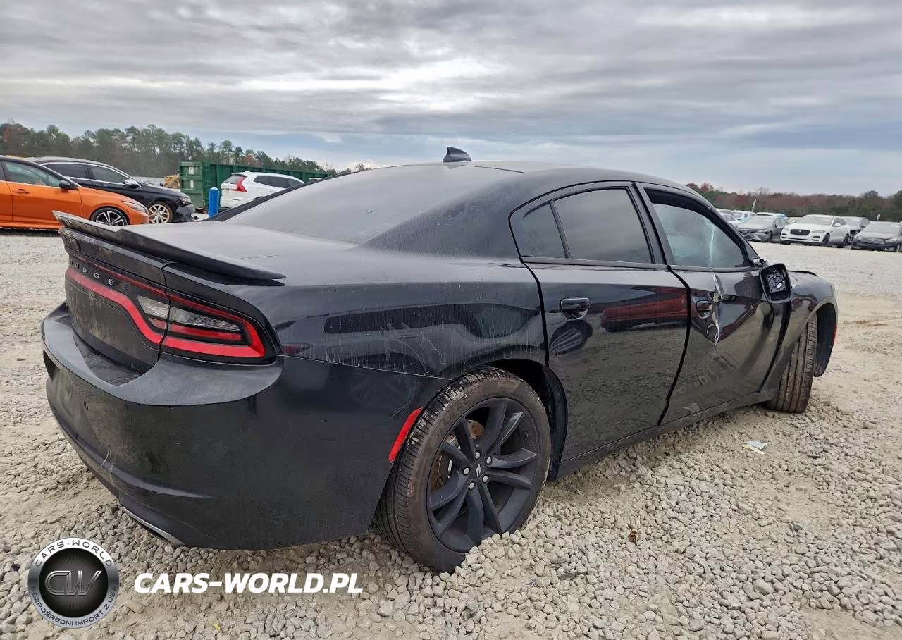 2018 Dodge Charger Sxt Plus VIN:2C3CDXHG1JH272649 - 3