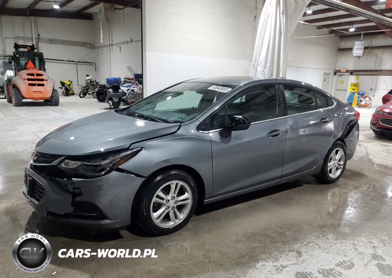2018 Chevrolet Cruze Lt – zdjęcie 1 z 12