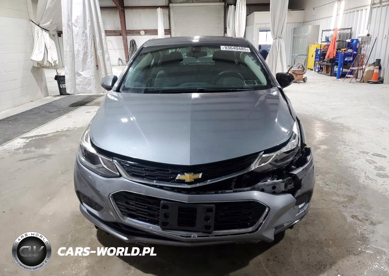 2018 Chevrolet Cruze Lt VIN:1G1BE5SMXJ7125905 - 5