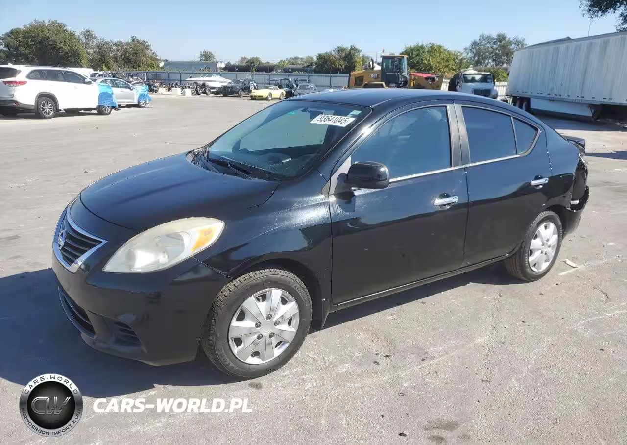 2014 Nissan Versa S