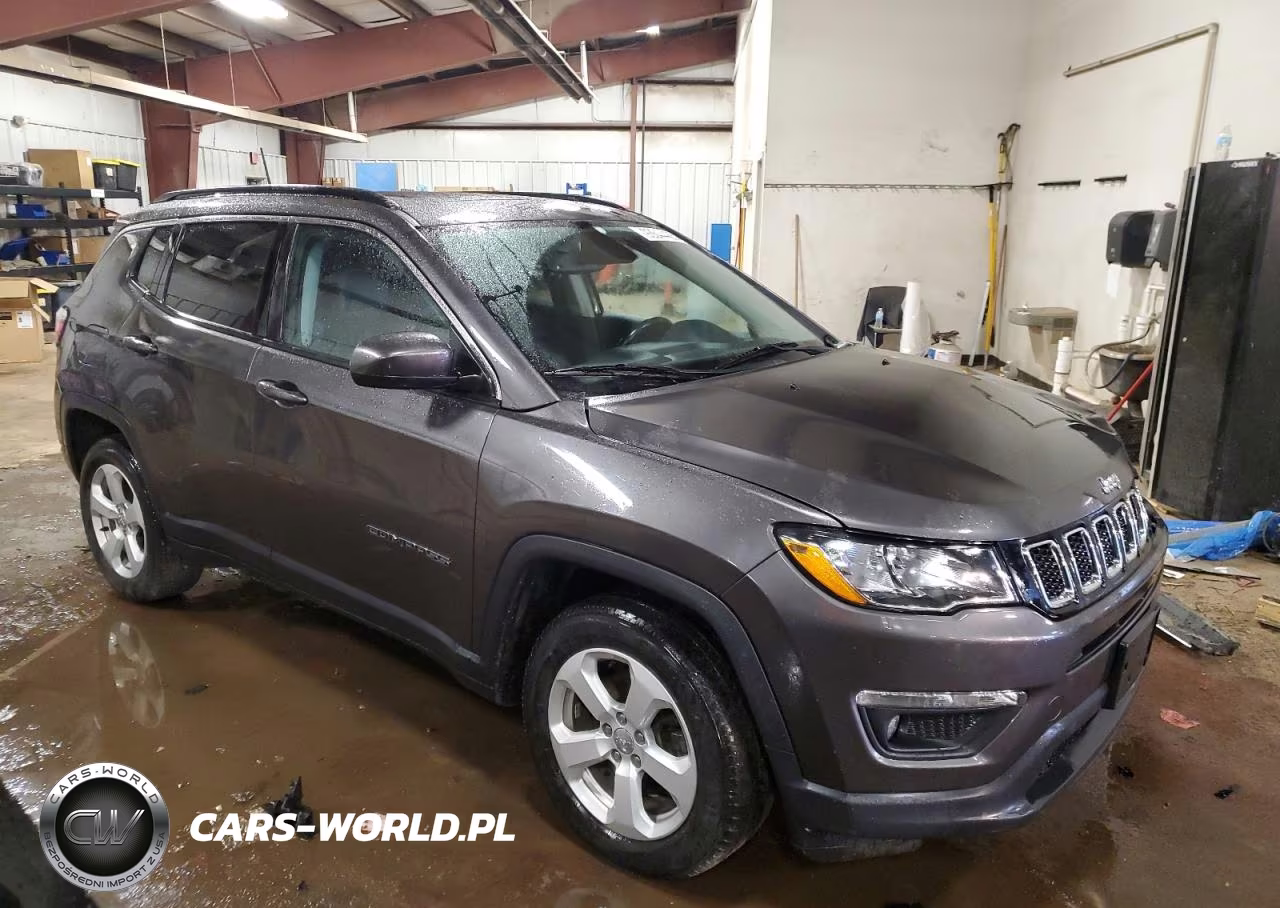 2021 Jeep Compass Latitude VIN:3C4NJDBB7MT558901 - 4