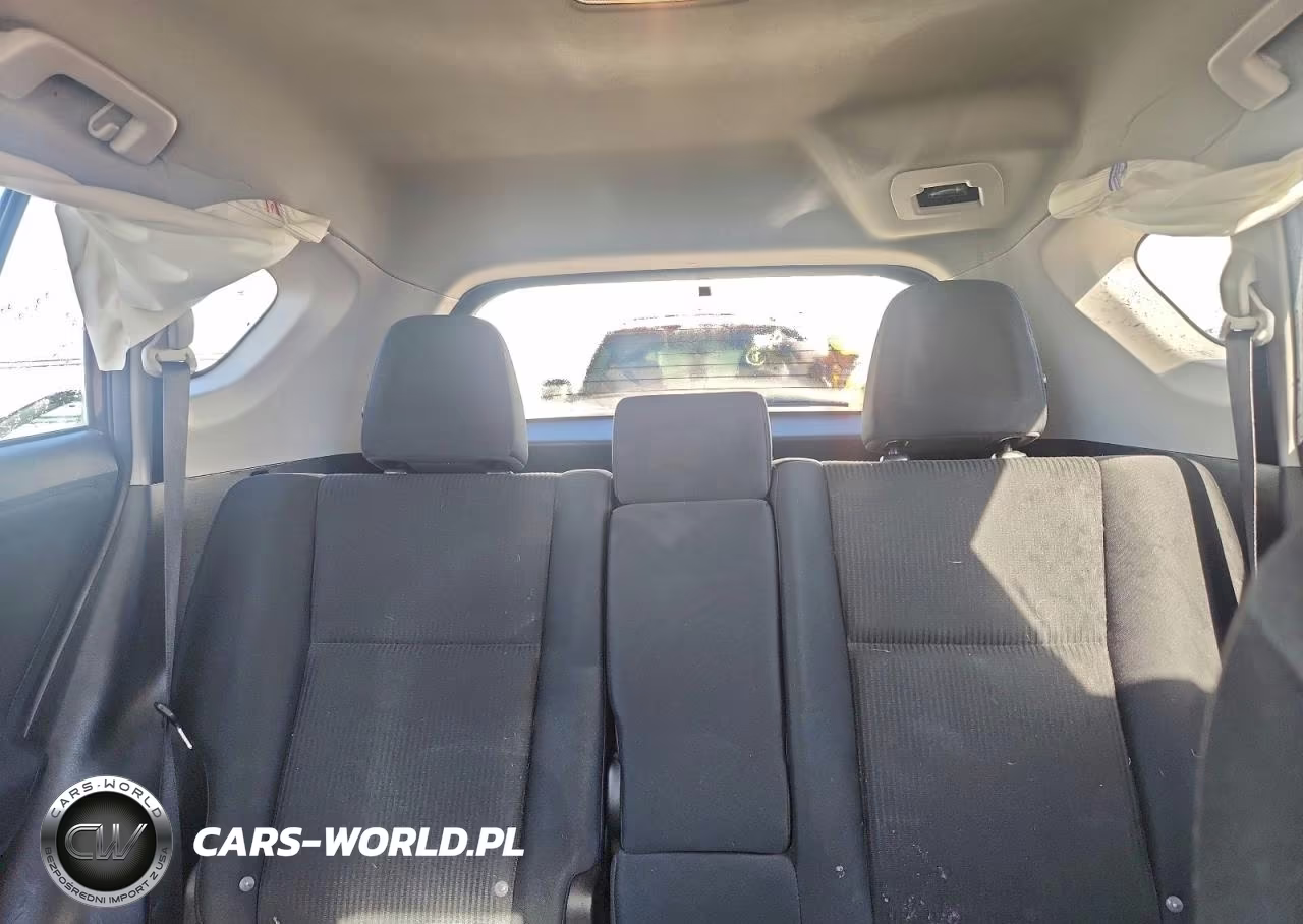 2018 Toyota Rav4 Le VIN:2T3BFREV3JW711818 - 10