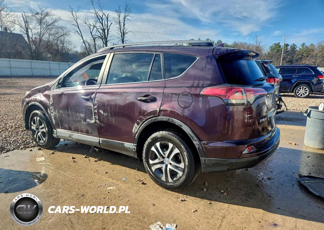 2018 Toyota Rav4 Le VIN:2T3BFREV3JW711818 - 2