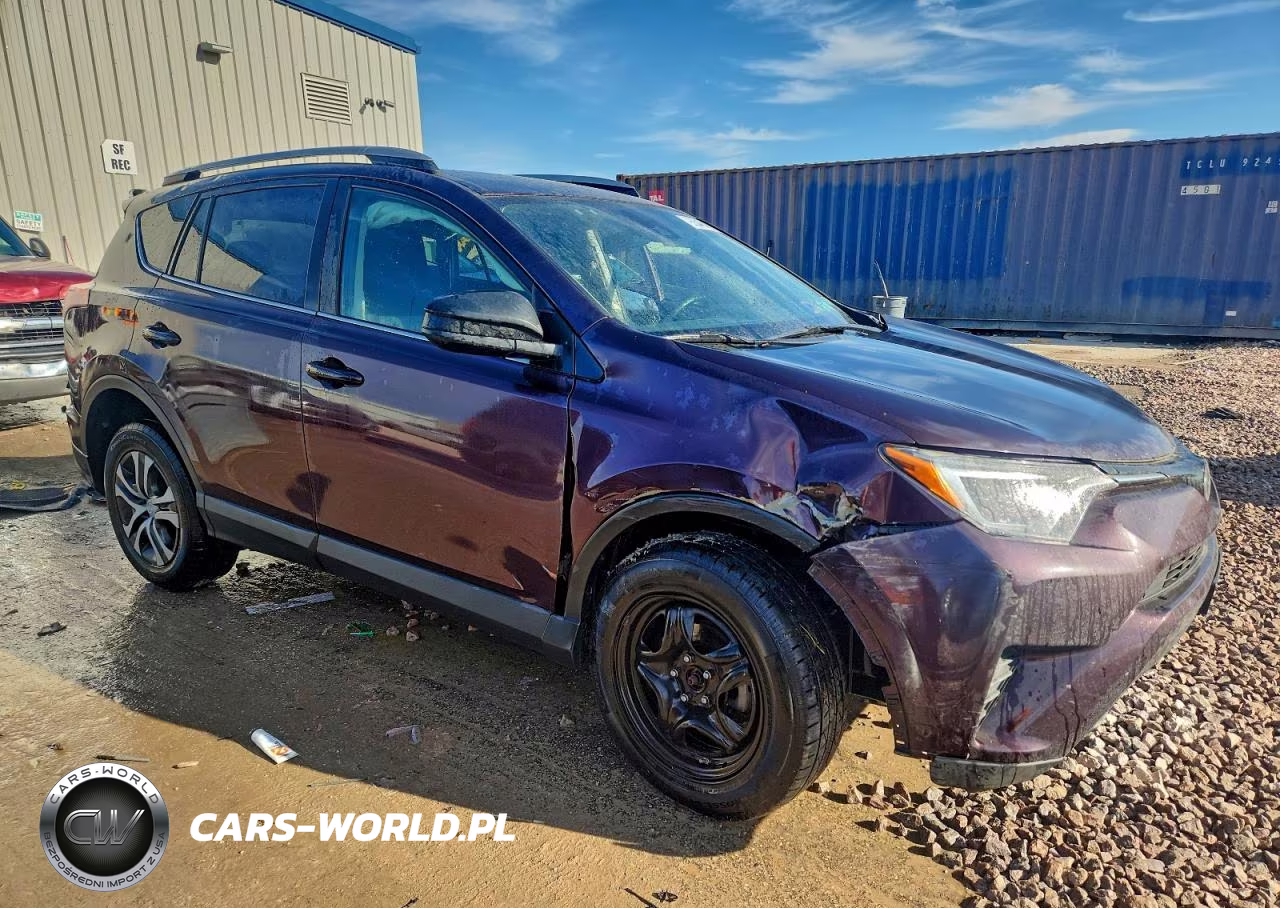 2018 Toyota Rav4 Le VIN:2T3BFREV3JW711818 - 4
