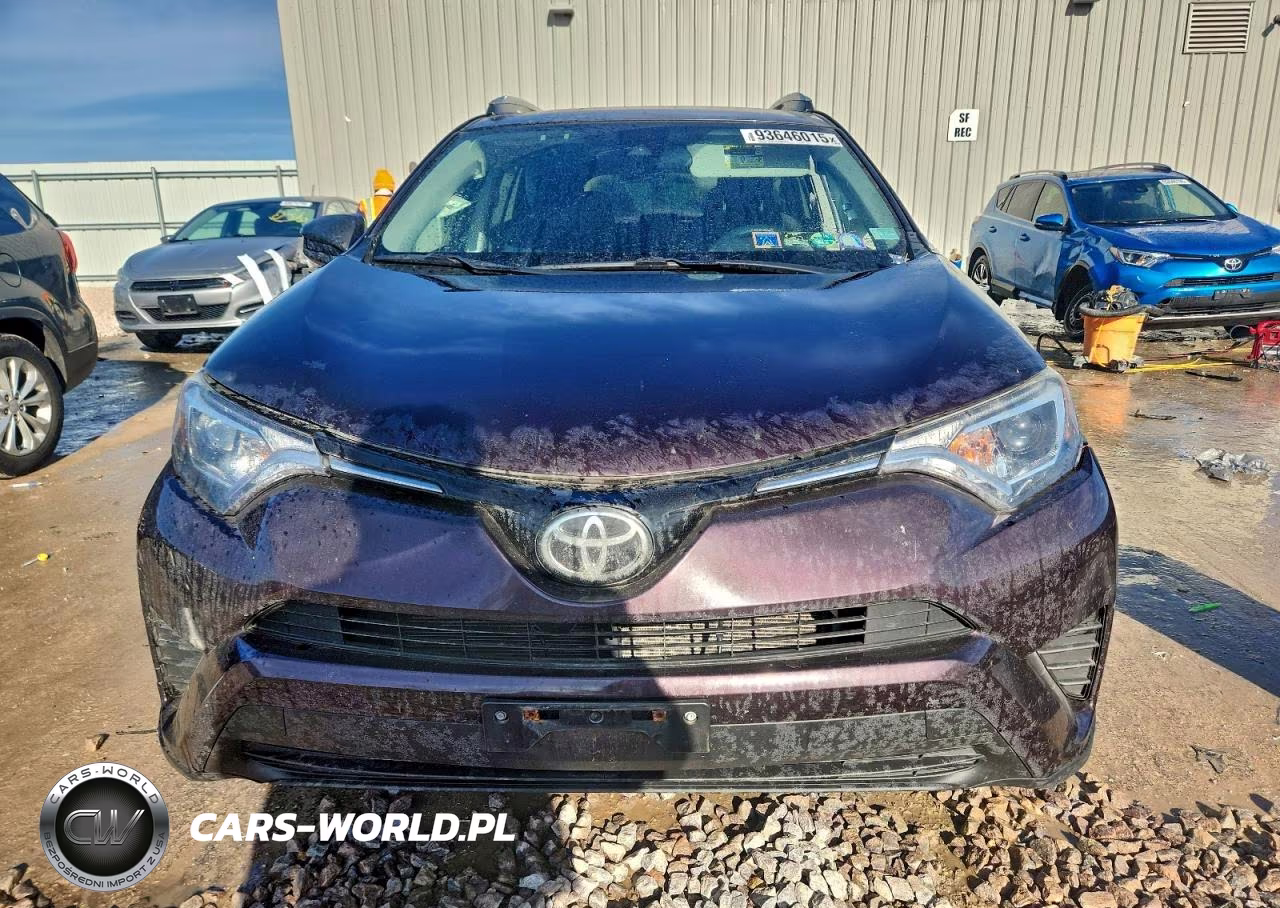 2018 Toyota Rav4 Le VIN:2T3BFREV3JW711818 - 5