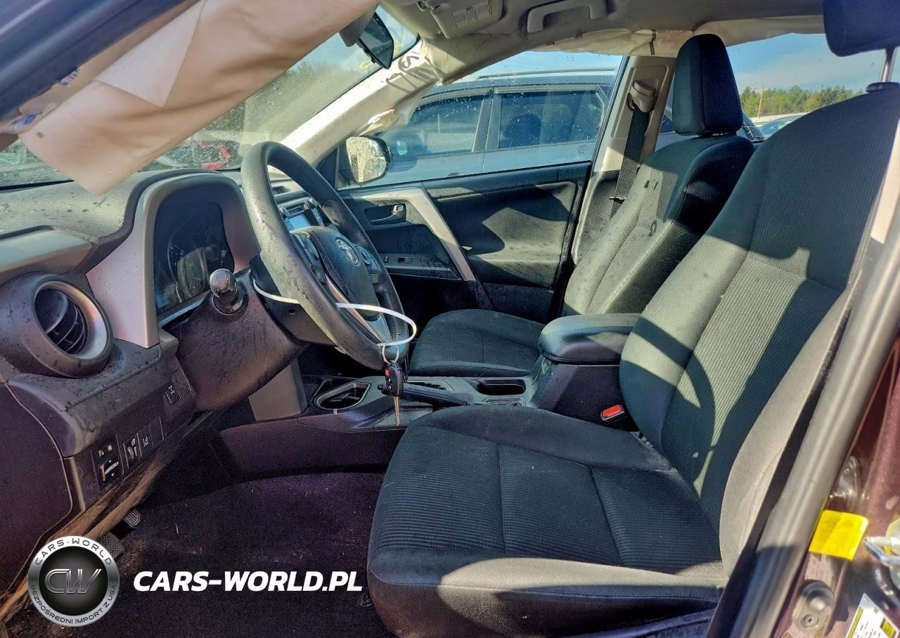 2018 Toyota Rav4 Le VIN:2T3BFREV3JW711818 - 7