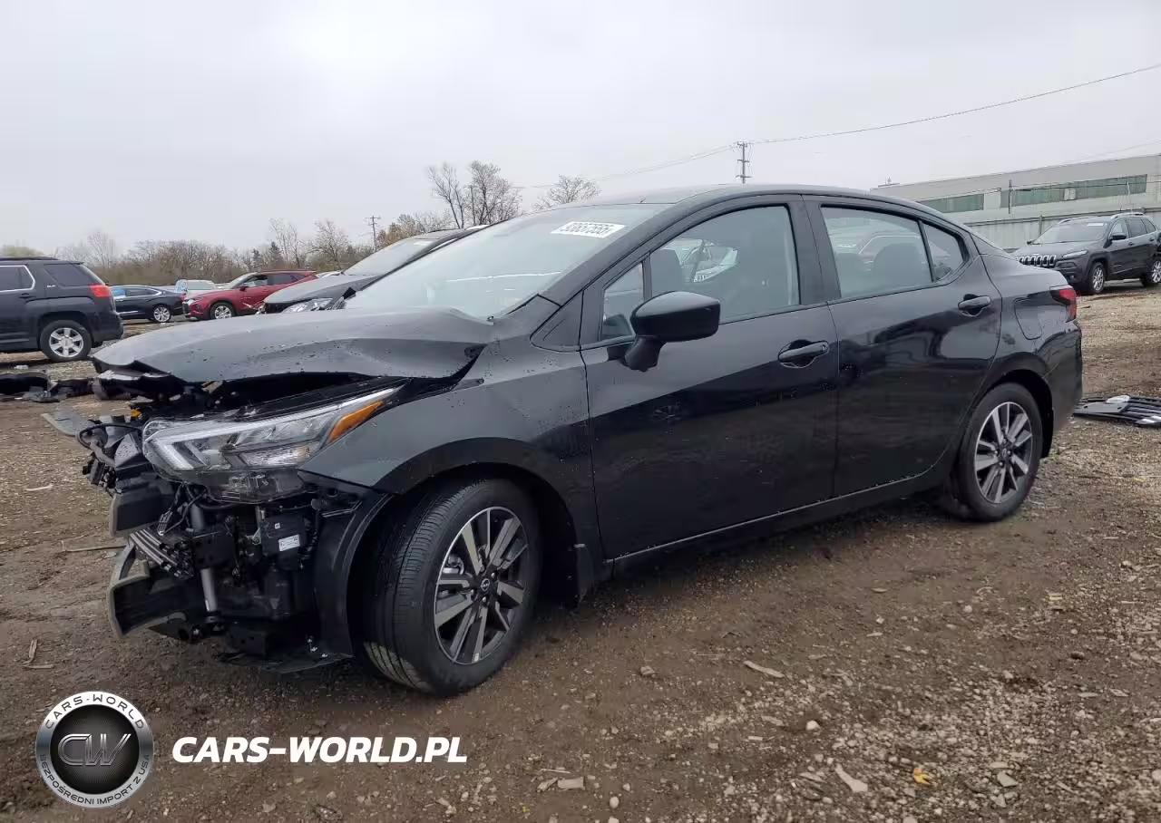 2025 Nissan Versa Sv