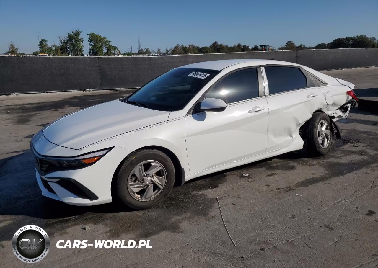 2025 Hyundai Elantra Se – zdjęcie 1 z 13