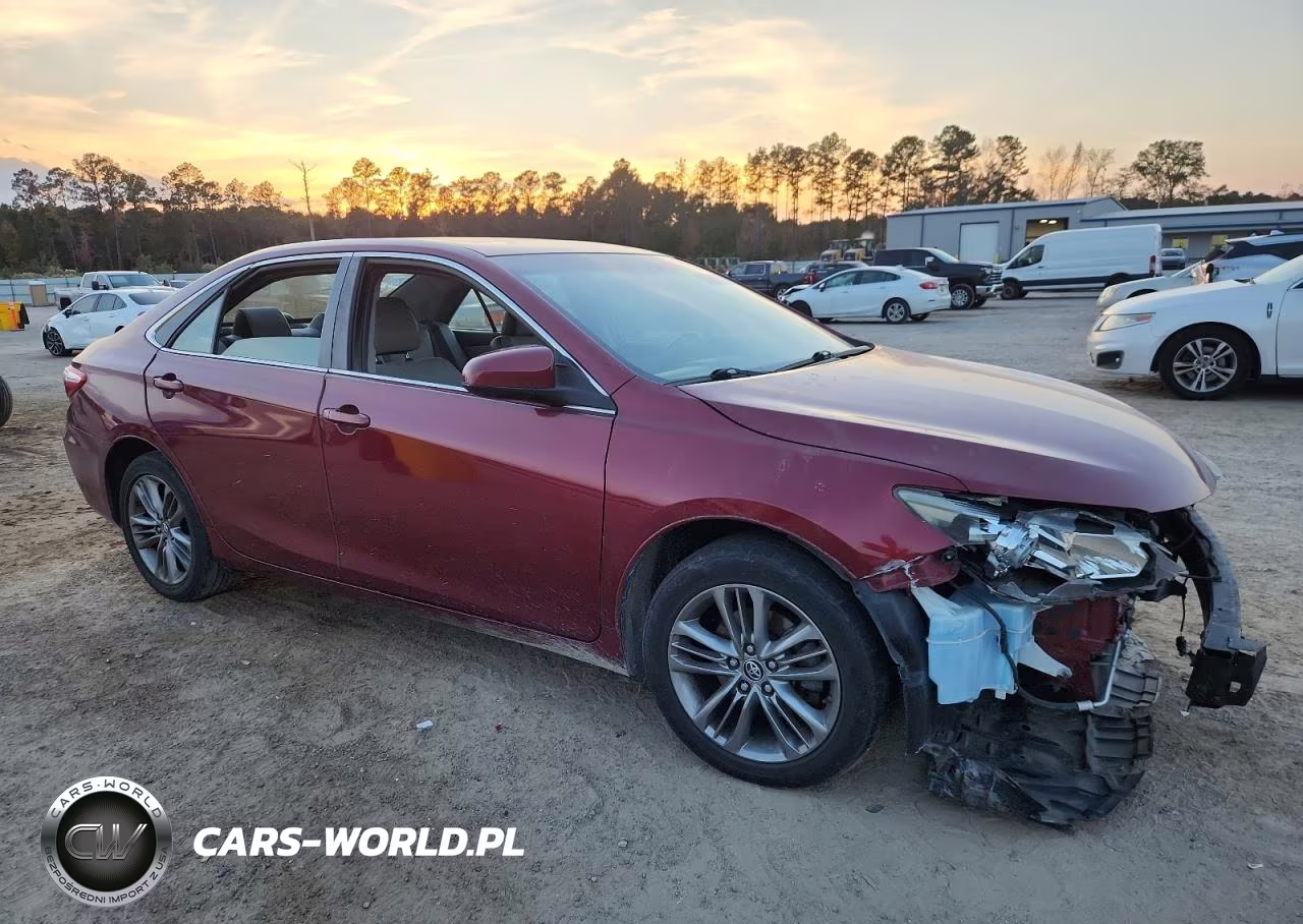 2015 Toyota Camry VIN:4T1BF1FK0FU984933 - 4
