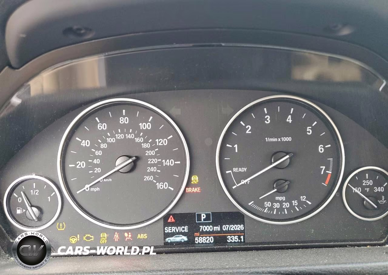 2015 BMW 320 I xDrive VIN:WBA3C3C52FK201387 - 9