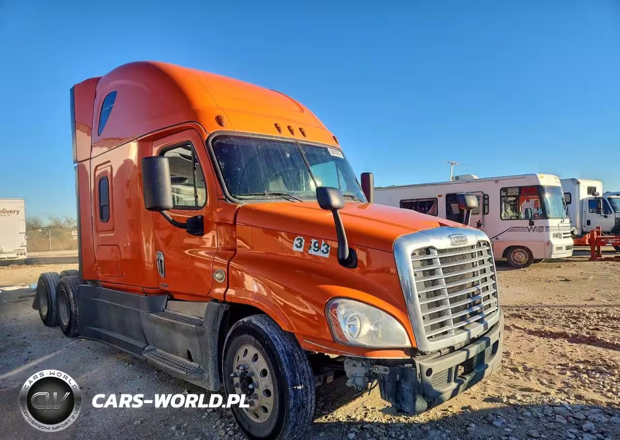2016 Freightliner Cascadia 125 Semi Truck