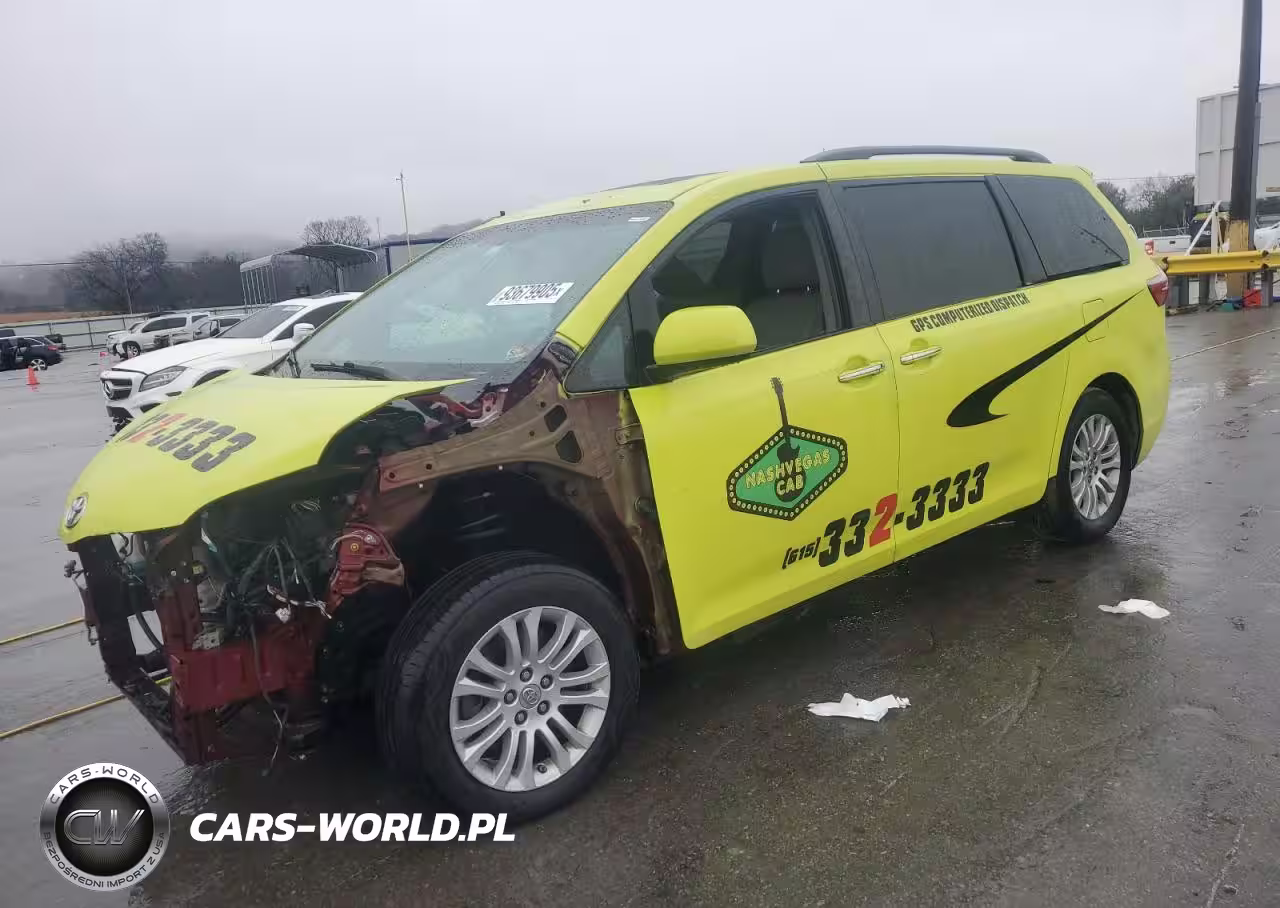 2016 Toyota Sienna Xle