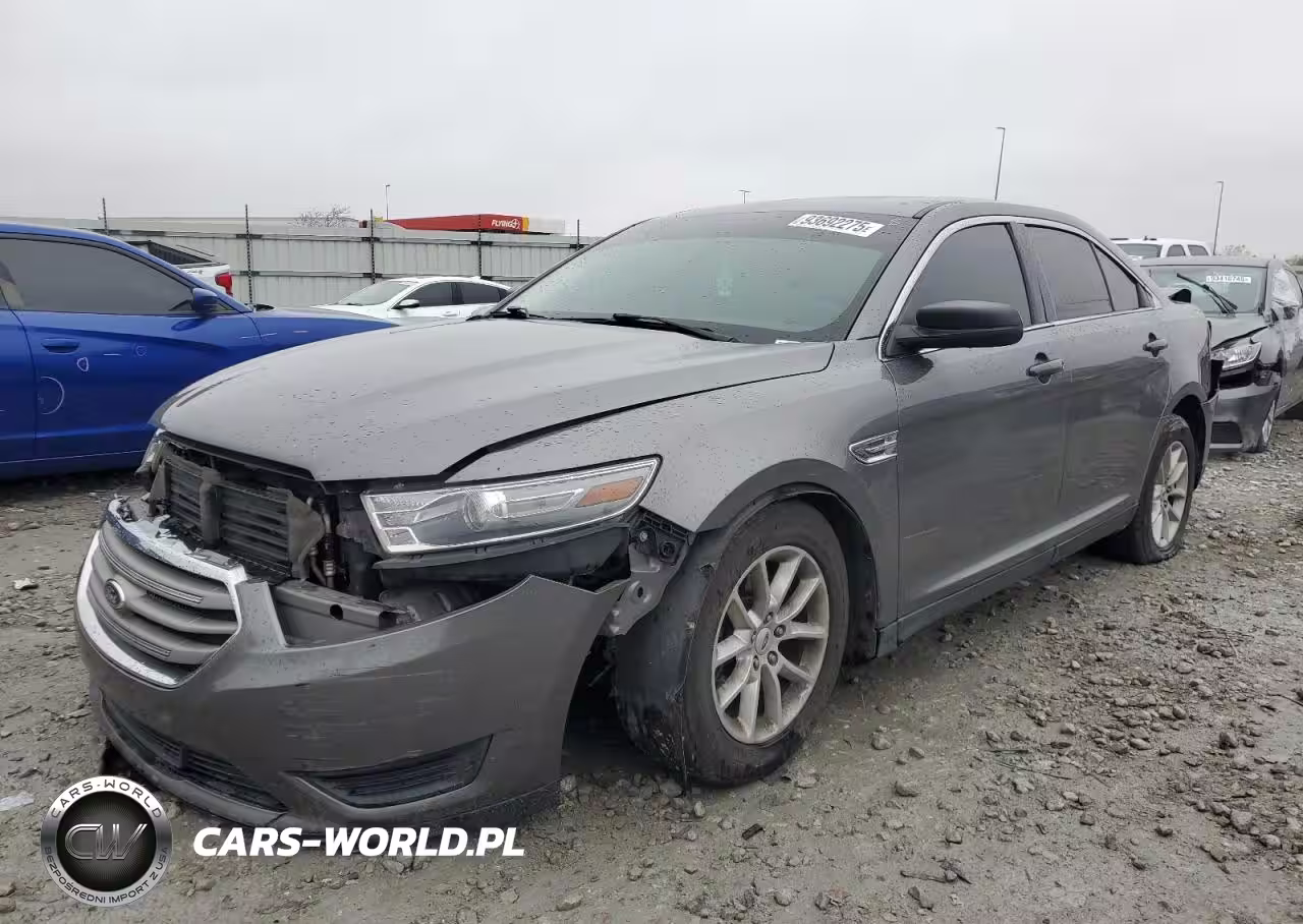2013 Ford Taurus Se