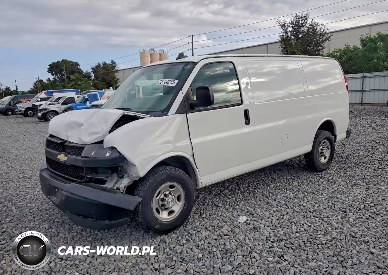 2020 Chevrolet Express G2500