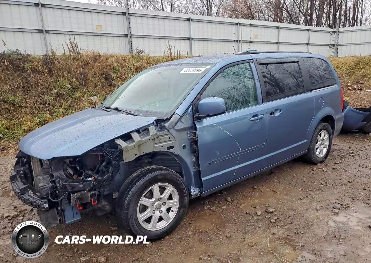 2012 Chrysler Town & Country Touring