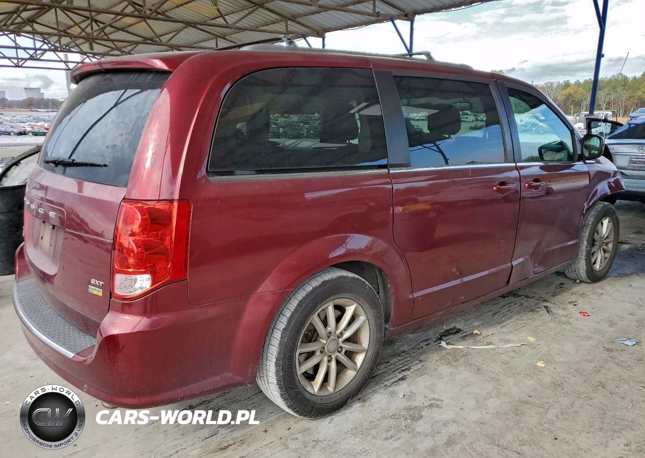 2018 Dodge Grand Caravan Sxt VIN:2C4RDGCG0JR214961 - 3