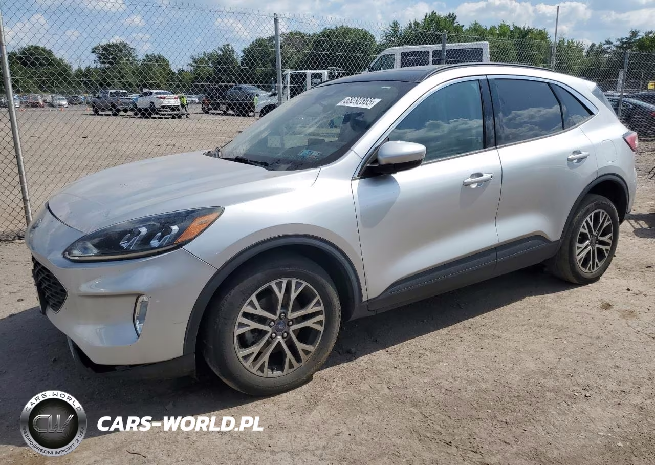2020 Ford Escape Sel