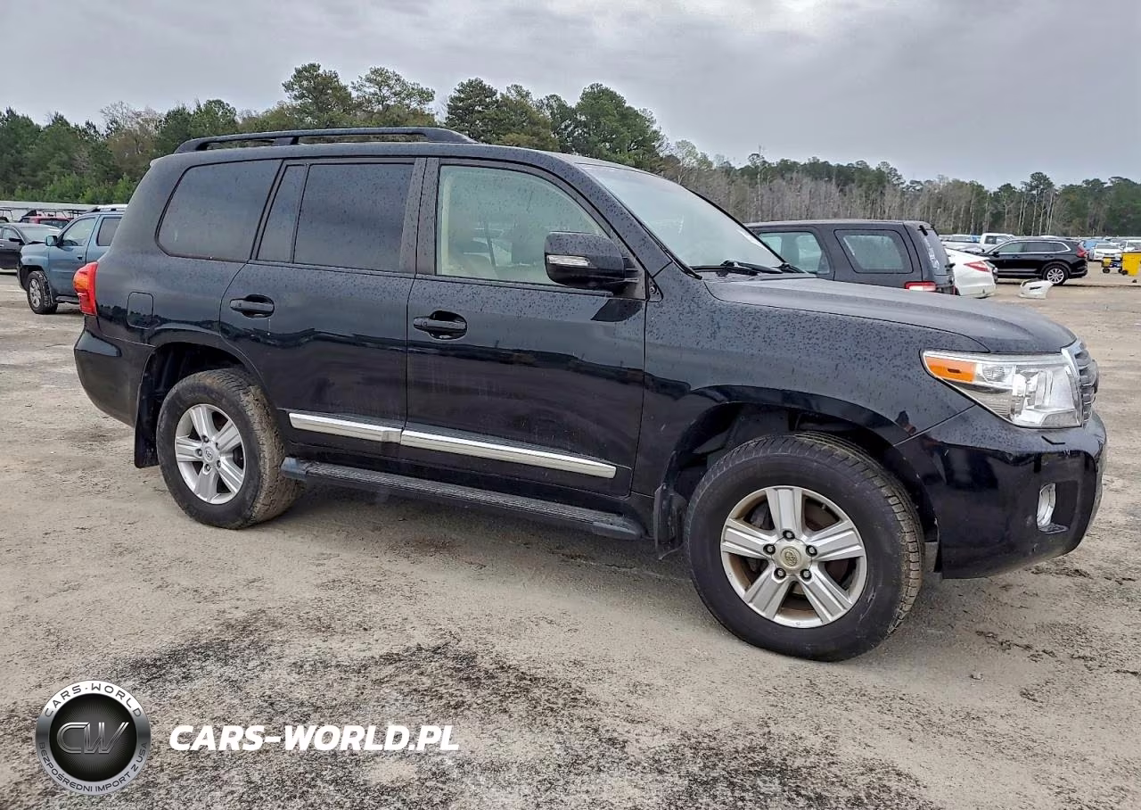 2014 Toyota Land Cruiser VIN:JTMHY7AJ2E4027065 - 4