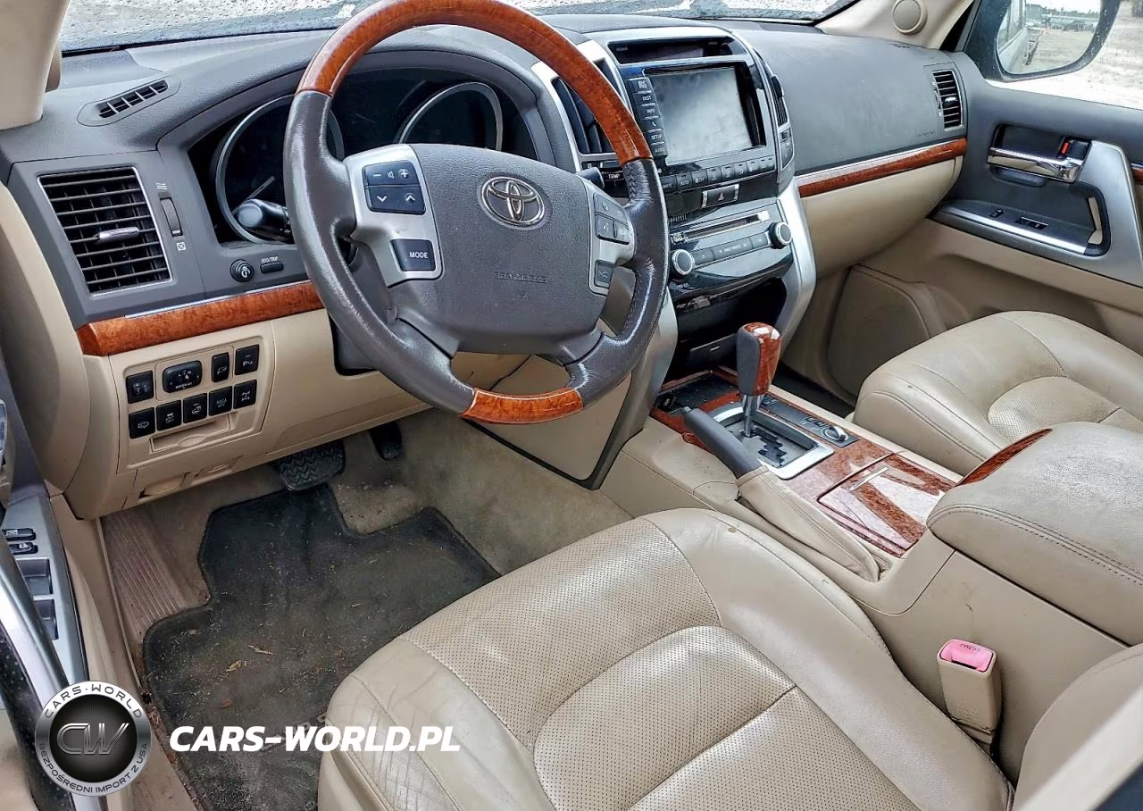 2014 Toyota Land Cruiser VIN:JTMHY7AJ2E4027065 - 8