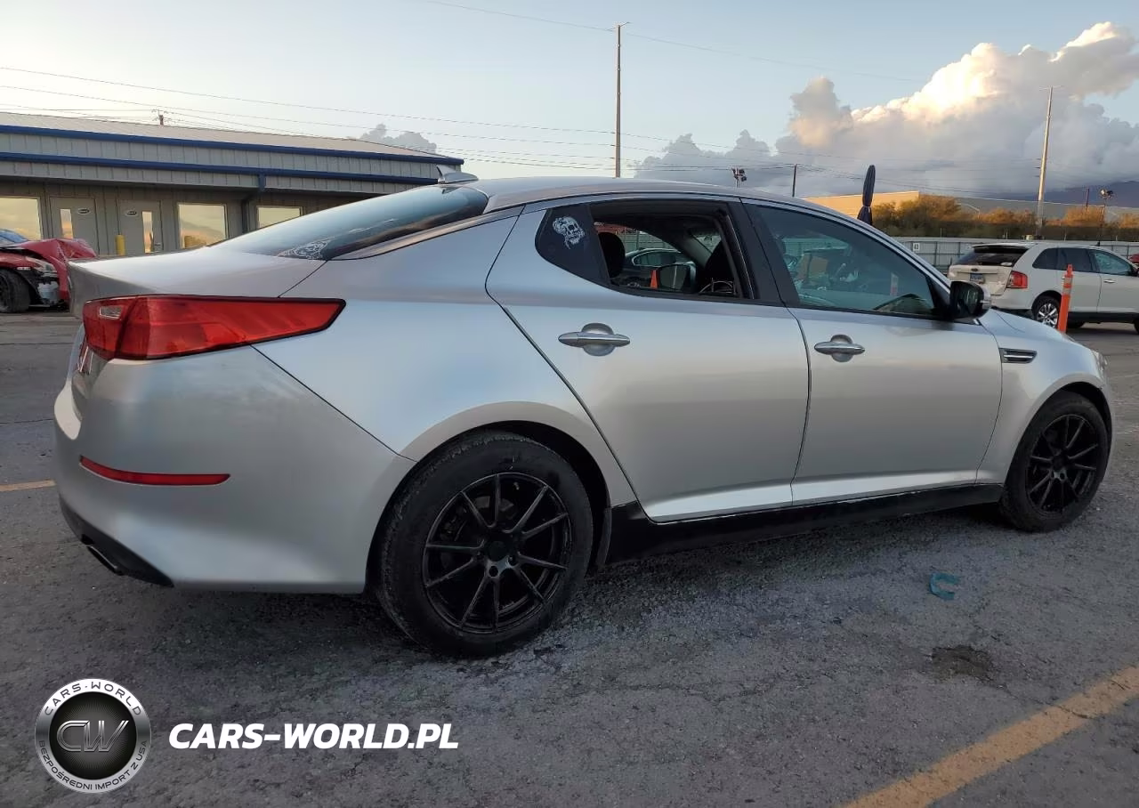 2015 Kia Optima Lx VIN:5XXGM4A74FG505844 - 3