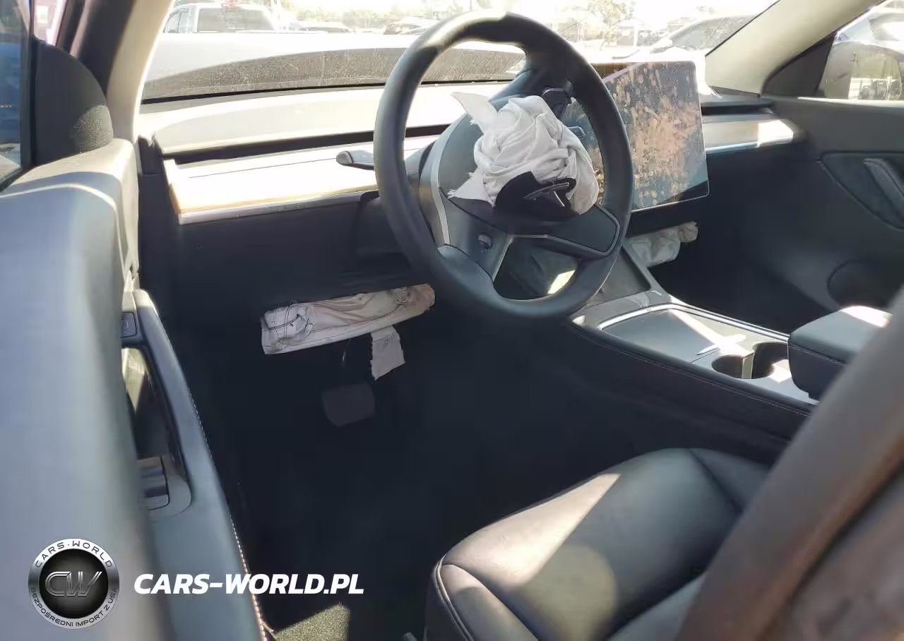 2022 Tesla Model Y VIN:7SAYGDEE1NA003296 - 8