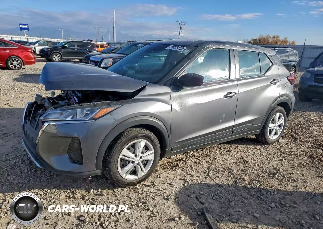 2024 Nissan Kicks S
