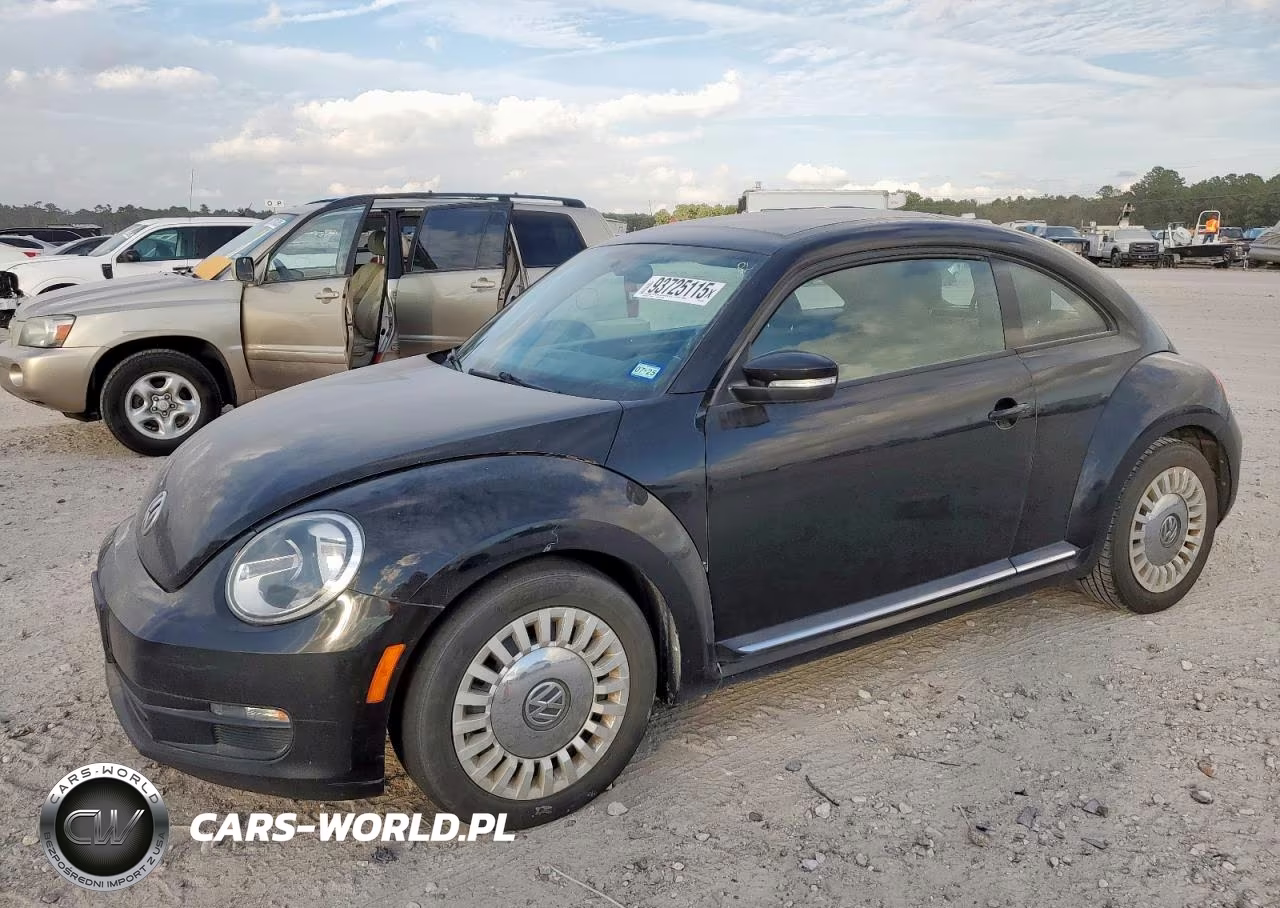 2015 Volkswagen Beetle 1.8T – zdjęcie 1 z 12