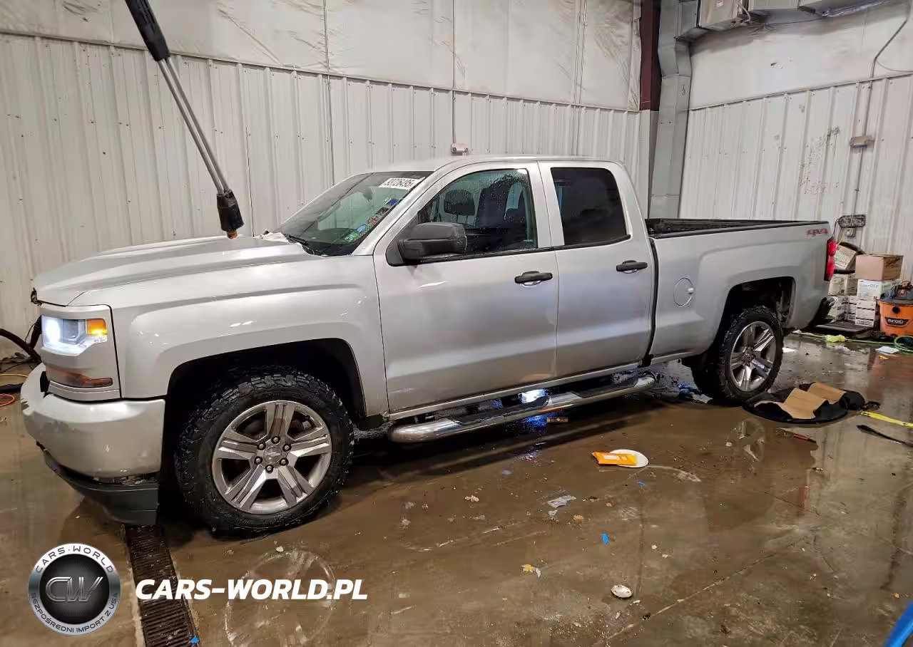 2016 Chevrolet Silverado K1500 Custom