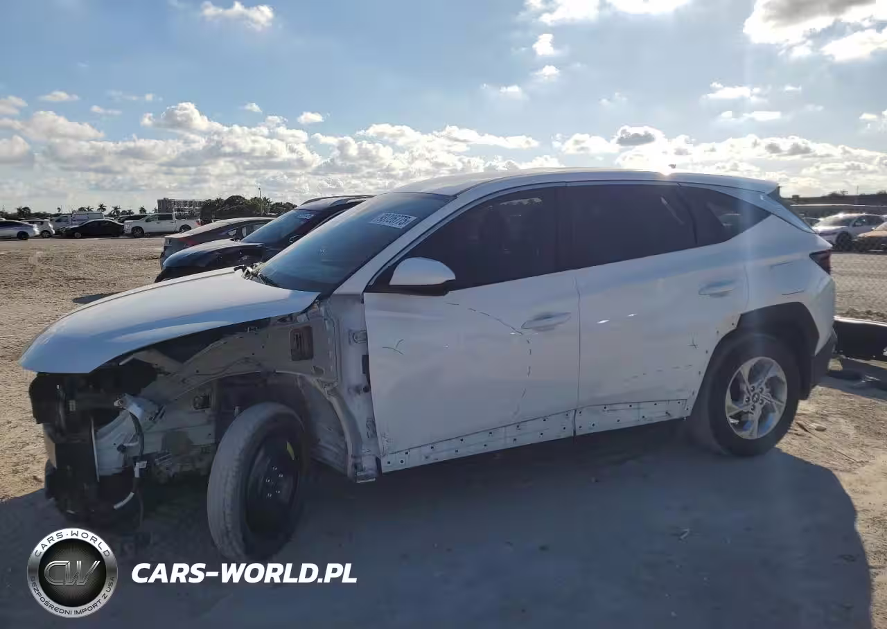 2023 Hyundai Tucson Se