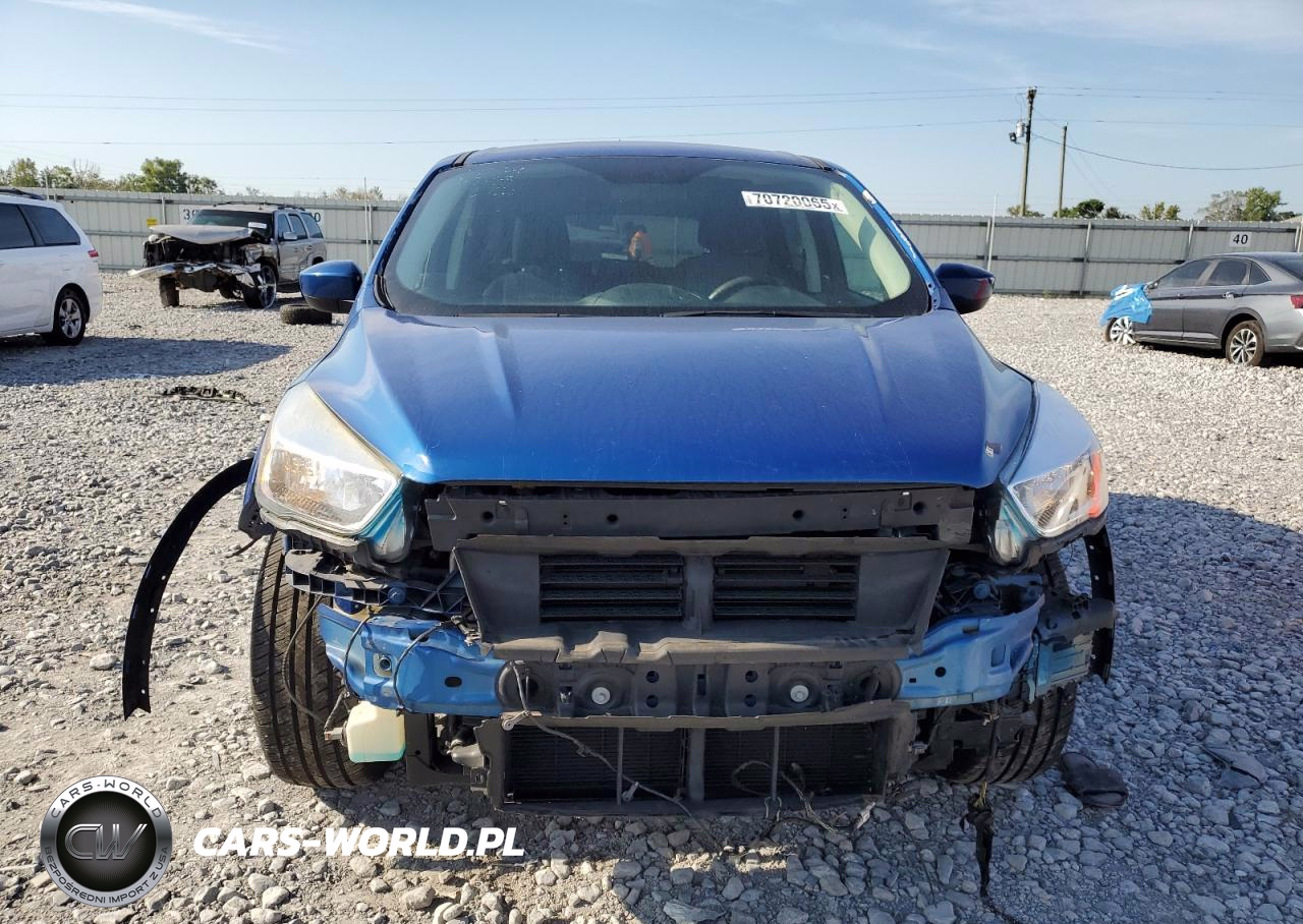 2017 Ford Escape Se VIN:1FMCU0GD6HUE38550 - 5