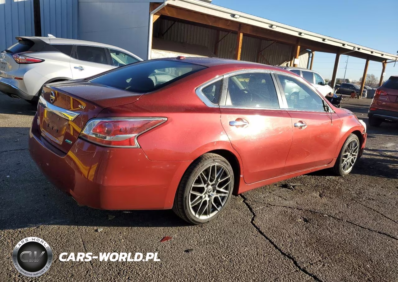 2014 Nissan Altima 2.5 VIN:1N4AL3AP3EC105815 - 3