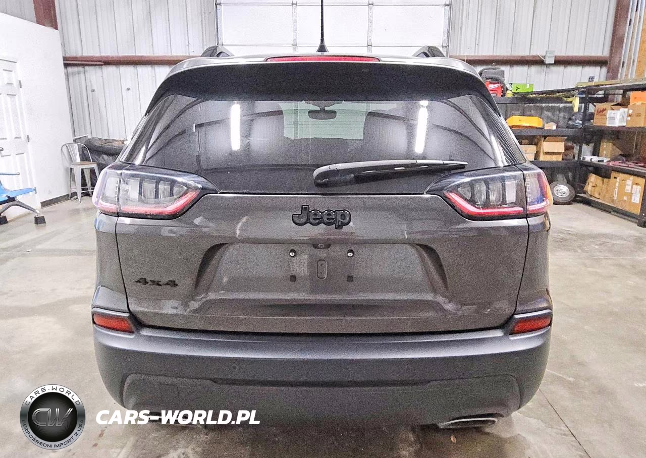 2019 Jeep Cherokee Latitude Plus VIN:1C4PJMLN4KD293746 - 6