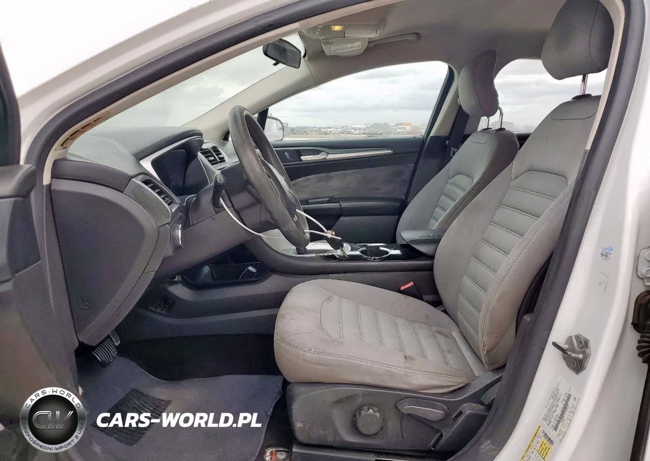 2014 Ford Fusion S VIN:1FA6P0G75E5395561 - 7