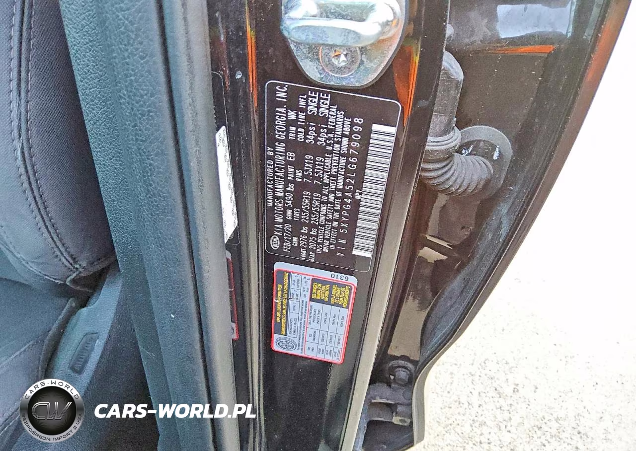 2020 Kia Sorento S VIN:5XYPG4A52LG679098 - 13
