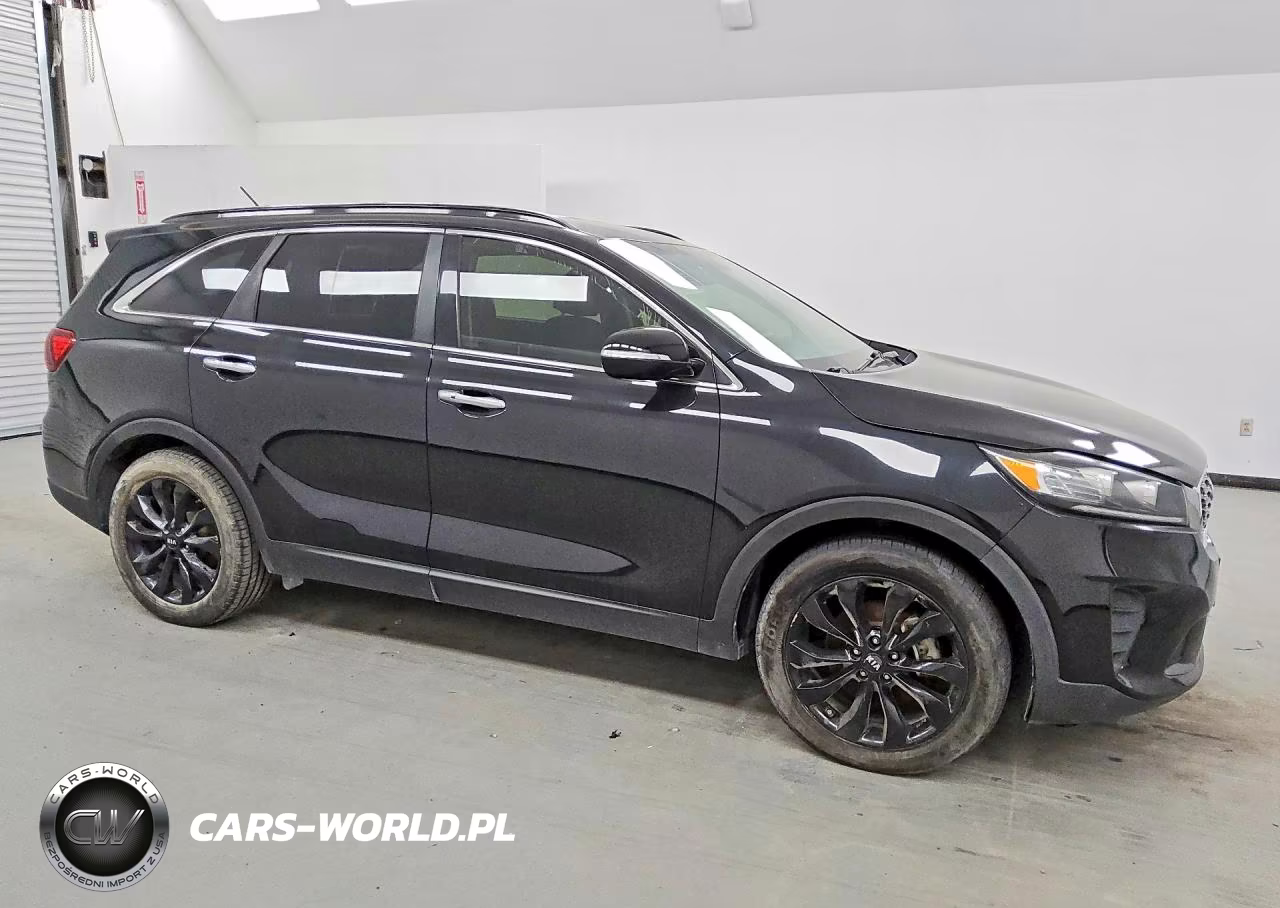 2020 Kia Sorento S VIN:5XYPG4A52LG679098 - 4